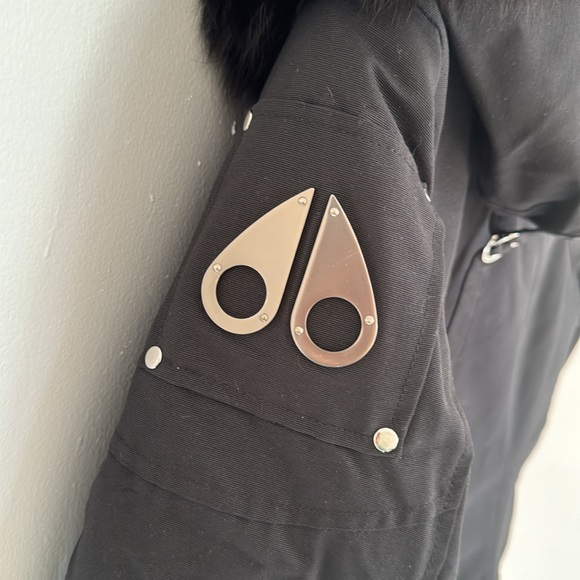 Moose Knuckles Cloud Parka Shearling - Picture 8 of 8